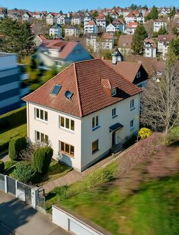 Solides Mehrfamilienhaus mit Garage in begehrter Lage von Stuttgart-Ost - Stuttgart