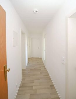 Moderne 4 – Raumwohnung mit Balkon in ruhiger Lage - Eisleben (Lutherstadt)