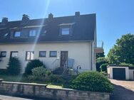 SIEGBURG, geräumiges 1-2 Fam.Haus mit ca. 812 m² Grst., ca. 180 m² WNfl., 6-7 Zi, Balkon, 2 Garagen - Siegburg