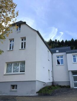 WGH mit vielen Möglichkeiten in ruhiger Lage von Bestwig-Heringhausen - Bestwig