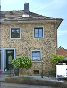 Top modernisiertes Einfamilien-Bruchsteinhaus mit schönem Garten u. Carport - Stolberg (Rheinland, Kupferstadt)