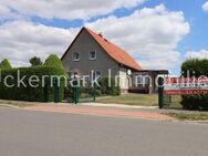 Einfamilienhaus auf großem Grundstück, mit vielen Möglichkeiten der Nutzung, in Eickstedt! - Randowtal