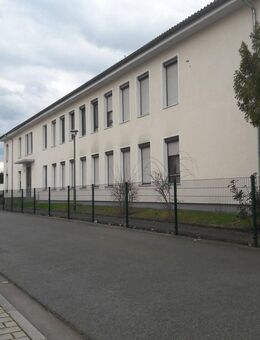 Stilvolle 2-Zimmer-Wohnung am Pappelweg 1 in Hanau – Ihr neues gemütliches Zuhause wartet auf Sie [HMR-O12E05] - Hanau (Brüder-Grimm-Stadt)
