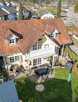Familienidylle pur: Einfamilienhaus mit Einliegerwohnung in Gurtweil - Waldshut-Tiengen