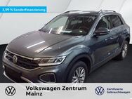 VW T-Roc, 1.0 TSI Life, Jahr 2024 - Mainz