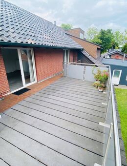 Attraktive Dachgeschosswohnung mit großer Terrasse und zwei PKW-Stellplätzen in ruhiger Wohnlage! - Südlohn
