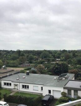 Schöne 3-Zimmer-Wohnung mit Dachterrasse - Lübeck