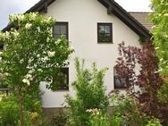 Traumhaftes Einfamilienhaus mit 2 ELW mitten im Grünen - MAKLERFREI - Sankt Egidien