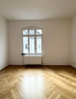 Stilvoll sanierte 5-Zimmer-Altbauwohnung mitten in Gießen *WG-geeignet* - Gießen