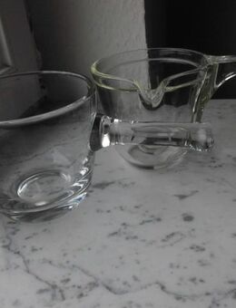 2 Glas Schalen Gießer Griffschalen Sauciere Tasse Deko Windlicht zus. 5,- - Flensburg