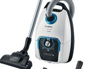 BOSCH Bodenstaubsauger Serie 8 ProSilence BGB75XSIL, Hygiene-Filter, 10 Jahre Motorgarantie, 650 W, mit Beutel, Hartbodendüse, XXL-Polsterdüse, langes Kabel, leise, weiß