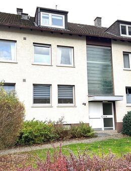 Attraktives Sechsparteienhaus auf Erbpachtgrundstück – vielseitige Wohnungen mit Balkon/Loggia, Vollkeller, Kamen-Methler - Kamen