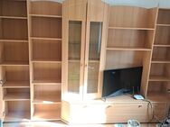 Wandschrank und Couchtisch - Duisburg