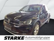 VW Tiguan, 2.0 TDI Highline, Jahr 2020 - Georgsmarienhütte