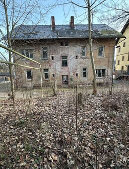 Sanierungsobjekt in Leubsdorf bei Chemnitz: Denkmalschutz Mehrfamilienhaus mit 5 WE & Nebengebäude - Leubsdorf (Sachsen)