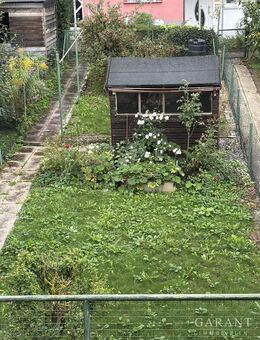 Ihr Familienhäuschen in bester Lage mit Garage - Reutlingen