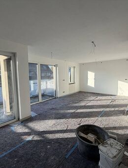 MANNELLA *Qualitatives Wohnen in Rheinnähe* Neubau Etagenwohnung mit Dachgarten. - Köln