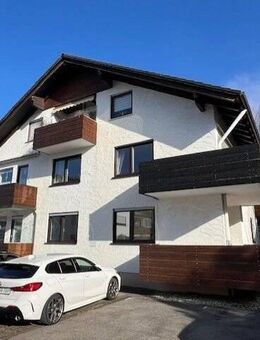 Helle, sonnige, neu renovierte 2 ZKB ETW mit Süd-Westbalkon, Hochparterre, 1 Kfz-Stellplatz - Bad Wörishofen Stadt - Bad Wörishofen