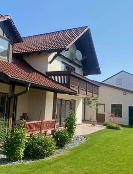 Top gepflegtes Zweifamilienwohnhaus in sonniger, ruhiger Siedlungslage in Neustadt - Neustadt (Donau)