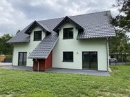 Zeesen - Moderne, neugebaute Doppelhaushälfte aus 2020 in beliebter Lage zu vermieten - Königs Wusterhausen