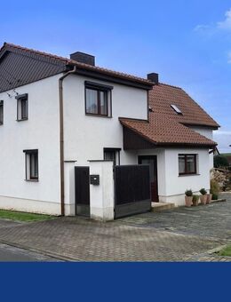 Gepflegtes Einfamilienhaus mit großem Grundstück und vielseitigen Extras ! - Bornstedt