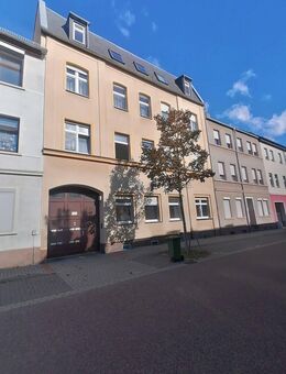Geräumige 1-Raum-Wohnung im Dachgeschoss - Dessau-Roßlau