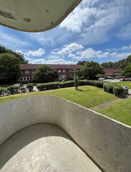 2-Zimmer-Wohnung mit Balkon und Einbauküche - Flensburg