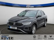 VW T-Roc, 1.0 TSI Life 16, Jahr 2024 - Hagen (Bremischen)