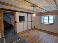 Historisch, modern, nachhaltig - sanierte 4 ZKB Wohnung zzgl. Galerie im ältesten Haus der Stadt - Beilngries