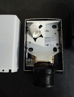 BEG luxomat al 4/130 s Bewegungsmelder-Leuchte Außenleuchte IP44 schwarz/weiß 9,- - Flensburg