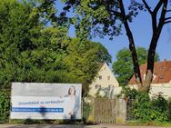 Im Wohngebiet, sof. bebaubares Grundstück - mit gen. Bauvorbescheid f. EFH 652m² * Augsburg-Hammerschmiede - Augsburg