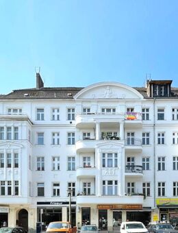Bezugsfreie 2-Zimmerwohnung mit Balkon in begehrter Prenzlauer Berg Lage -renovierungsbedürftig- - Berlin