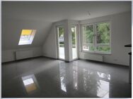 moderne 3 Zimmer-Whg. mit EBK, Balkon und Garage - Uttenreuth