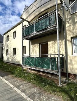 +++ Schön geschnittene Single-Wohnung mit Balkon +++ - Mylau Zentrum