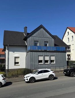hier kann Ihr Kapital in Ruhe arbeiten...gepflegtes Dreifamilienhaus mit Nebengebäude, 6 Garagen in der Innenstadt - Detmold