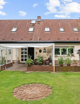 Viel Raum zum Leben - Zweifamilienhaus mit Charme, Komfort und Gartenidylle in Luckenwalde - Luckenwalde
