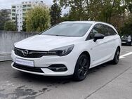 Opel Astra, 1.2 ST Design & Tech Lenk R, Jahr 2022 - Rüsselsheim