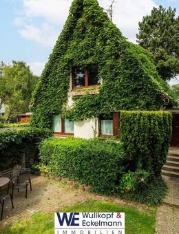 Urig trifft urban - Haus mit Einliegerwohnung, Charme und Potential am Niendorfer Gehege - Hamburg