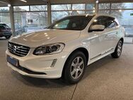 Volvo XC60 2.0D Summum Navi Kamera Panorama Bi-Xenon - Cadolzburg