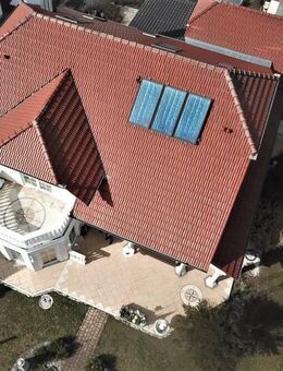 Extravagante Villa mit imposantem u. sehr ansprechendem Ambiente - bevorzugte Stadtrandlage - Straubing
