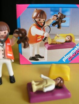 Playmobil Spezial Baby-Notärztin 4623 mit OVP (Notarzt, Notärztin, Baby) - Krefeld