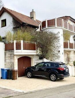 Ein Zuhause für alle Lebenslagen: Doppelhaushälfte mit Einliegerwohnung in Stockach-Hindelwangen - Stockach