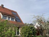 Haus mit großem Garten sucht junges Paar/Familie mit grünem Daumen - Nürnberg