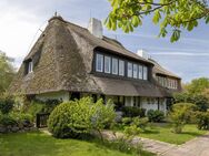 Reet-Hausteil in guter Lage von Keitum mit schönem Süd-West-Garten - Sylt