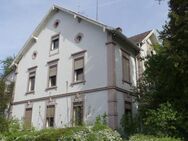 Repräsentative renovierungsbedürftige Villa in Bad Krozingen - Bad Krozingen