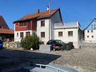 Wohnhaus mit zusätzlicher Halle und vielseitigem Potenzial in Dettingen am Albuch nähe Heidenheim - Heidenheim (Brenz)