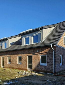 Hurra! Das Gerüst ist abgebaut. Photovoltaik ist auf dem Dach - Oster-Ohrstedt