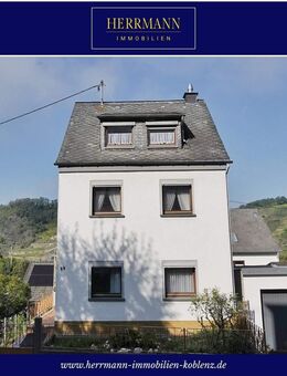 Freistehendes Einfamilienhaus mit Garten in sanierungsbedürftigem Zustand - Niederfell
