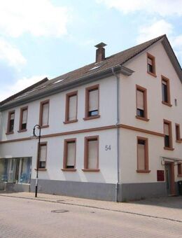4- Zimmer Wohnung, großes Bad und Panoramafenster - Bensheim