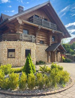 Ein Haus wie kein anderes - Douglasien-Stammholzhaus mit Ferienkonzept und Weitblick - Simmersfeld